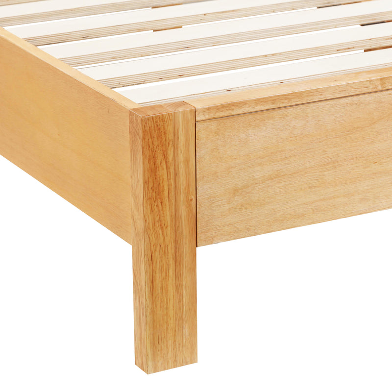Grappa Natural Wood & Raffia Queen Bed