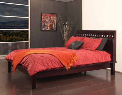 Veneto Platform Bed in Espresso
