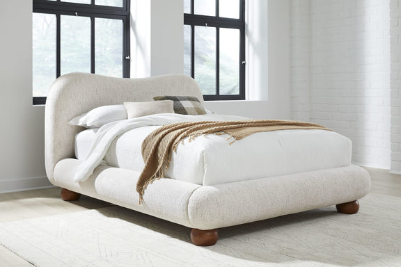 Afra California King-size Chenille Upholstered Wood Leg Platform Bed in Chinchilla