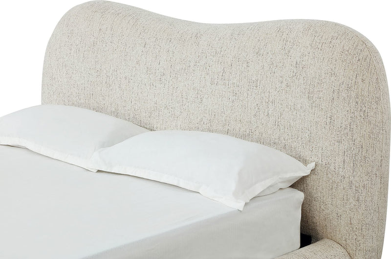 Afra California King-size Chenille Upholstered Wood Leg Platform Bed in Chinchilla