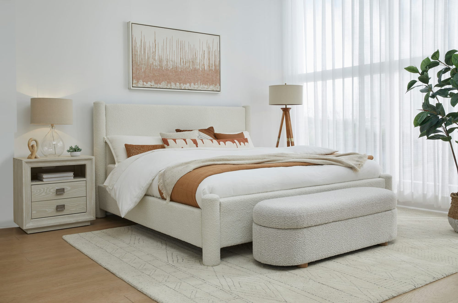 Burke Queen-size Upholstered Platform Bed in Cottage Cheese Boucle (2026)