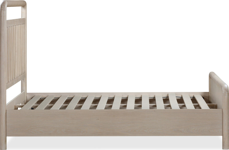 Camden California King-size Shiplap Oak Wood Platform Bed in Chai