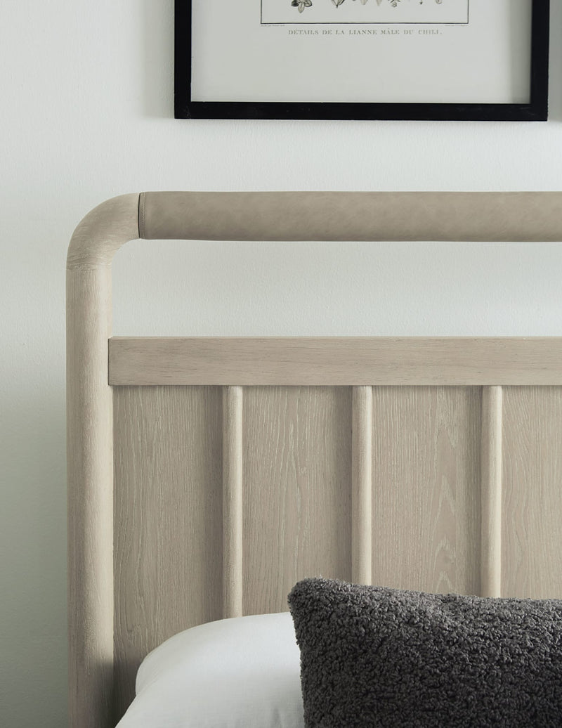 Camden Full-size Shiplap Oak Wood Platform Bed in Chai