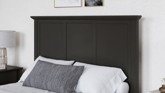 Grace California King-size Three Panel Bed in Raven Black