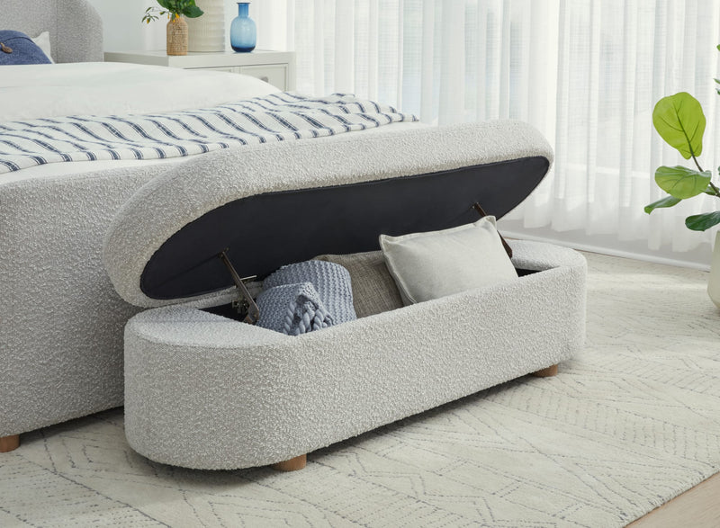 Kiki Upholstered Hinged Storage Bench in Cotton Ball Boucle (2026)