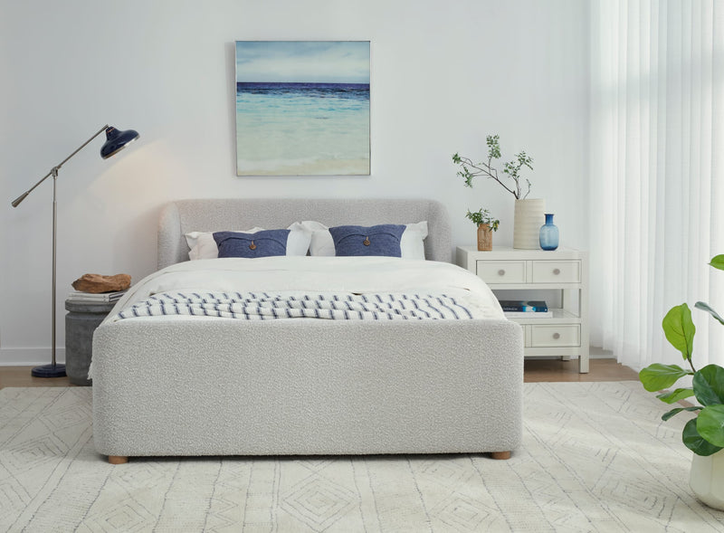 Kiki Full-size Upholstered Platform Bed in Cotton Ball Boucle (2026)