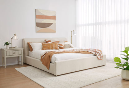 Louis Upholstered Platform Bed in Natural Linen (2026)