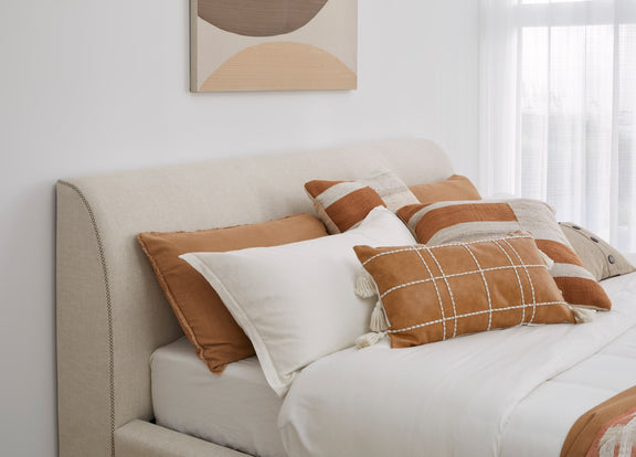 Louis Full-size Upholstered Platform Bed in Natural Linen (2026)