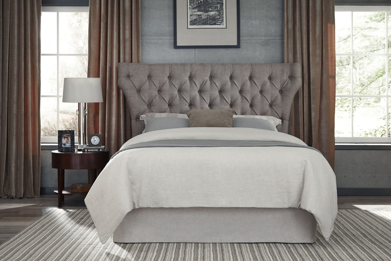 Melina Full-Size Upholstered Storage Bed in Dolphin Linen