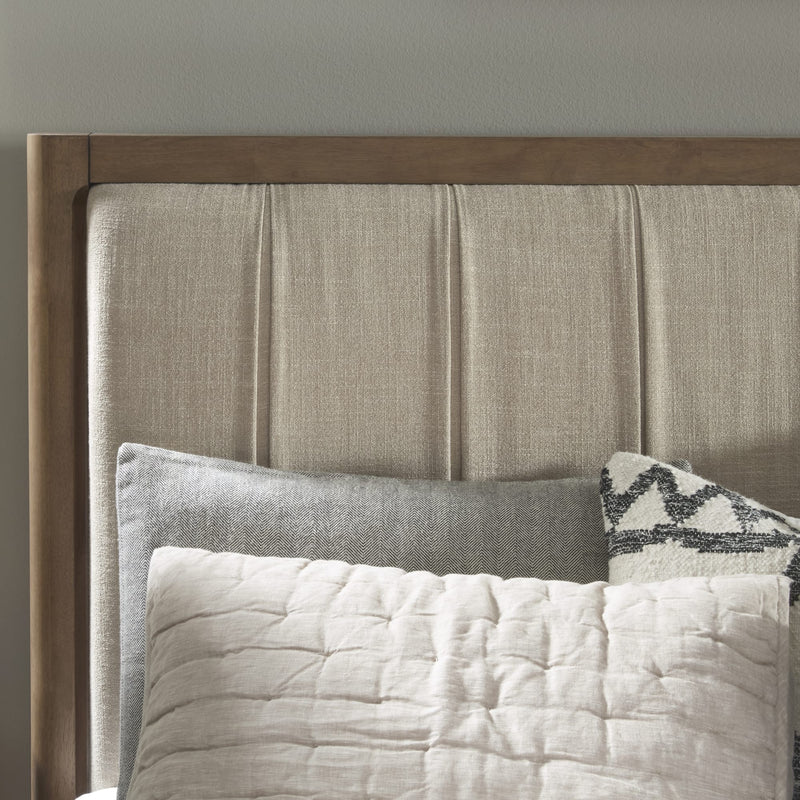 Morris Wd/Uph CK Bed - Csh/Cls