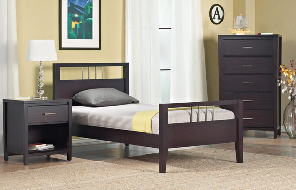 Nevis Queen Size Platform Bed in Espresso