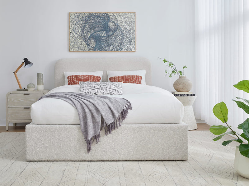 Off-White Upholstered Platform Bed in Ricotta Boucle (2026)
