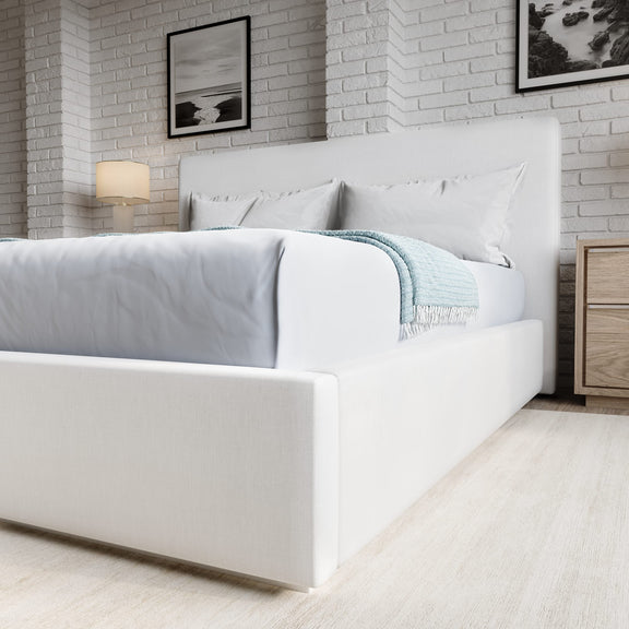 One Full-size Upholstered Footboard Storage Bed in Pearl (2026)