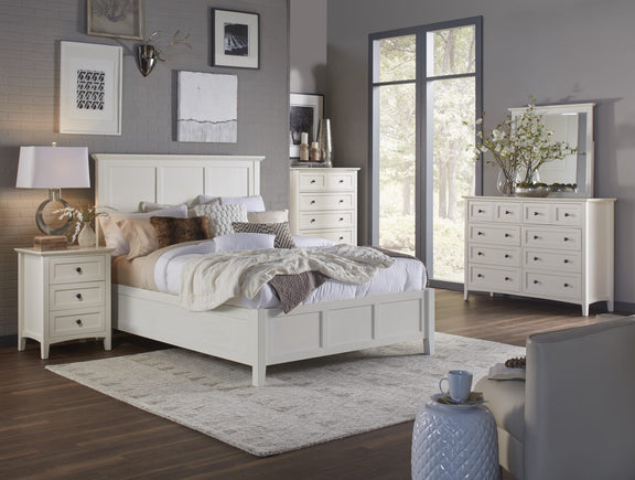 Paragon Queen-size Panel Bed in White