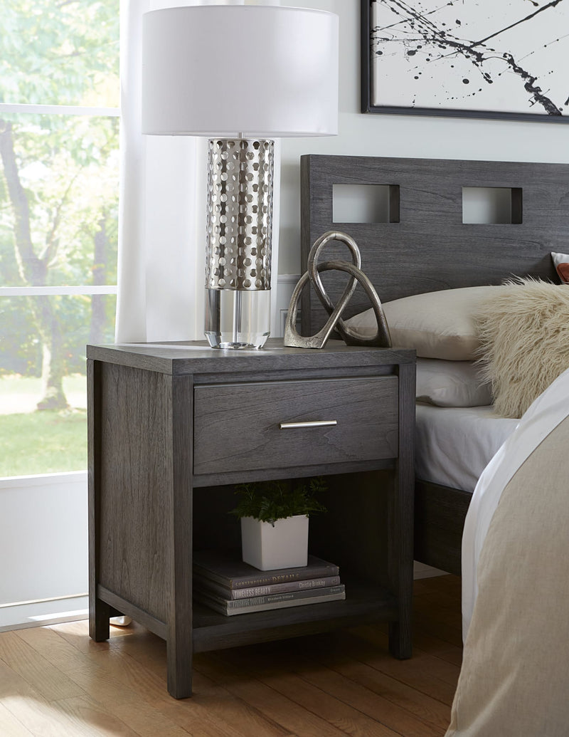 Riva California King-size Platform Bed in Sharkskin
