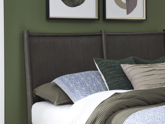 Rockport Oak Wood Queen-size Platform Bed in Yin