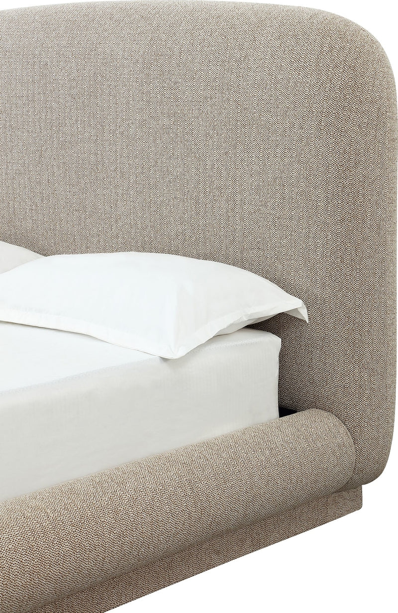 Tirimbina Queen-size Chenille Upholstered Platform Bed in Hyena