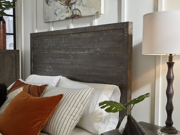 Townsend California King-Size Solid Wood Low-Profile Bed in Gunmetal