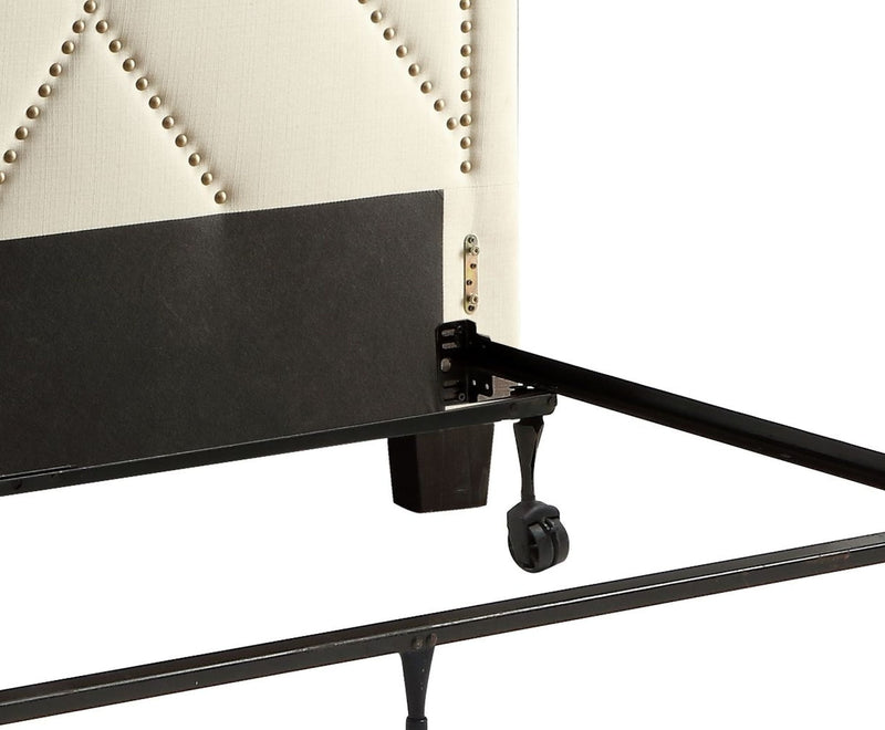 Vienne Full-size Nailhead Patterned Upholstered Headboard in Powder