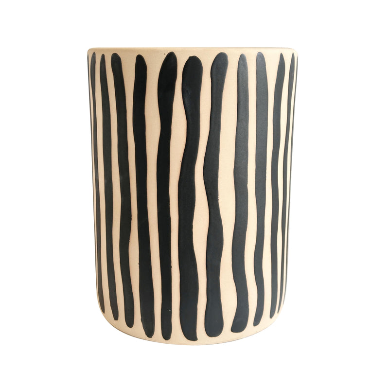 Tempest Indoor/Outdoor Ceramic Table in Stripes - Black Stripes