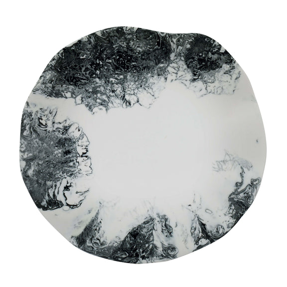 Mera Resin Petal Tray - Black and White