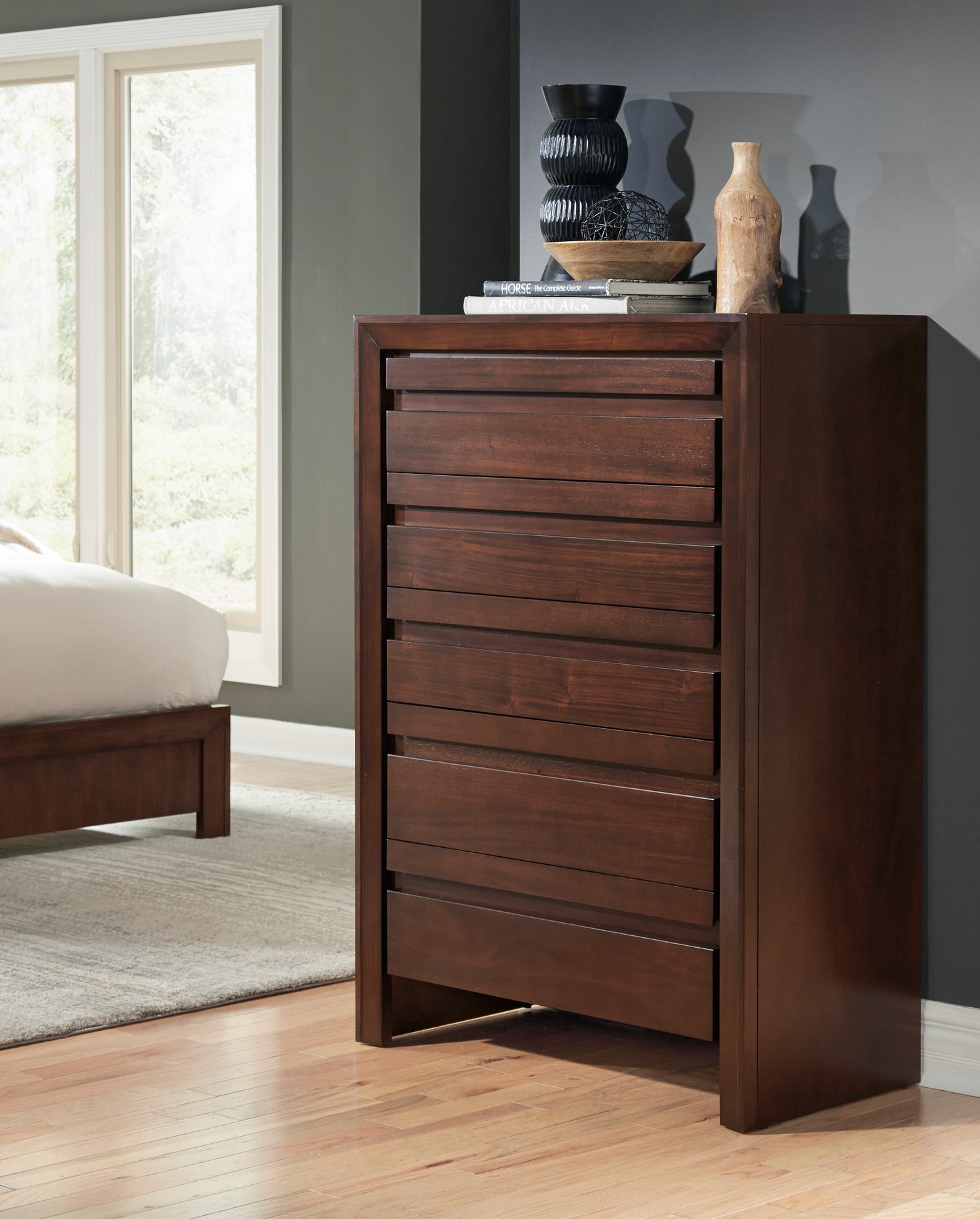 Element Chest in Chocolate Brown (2024)