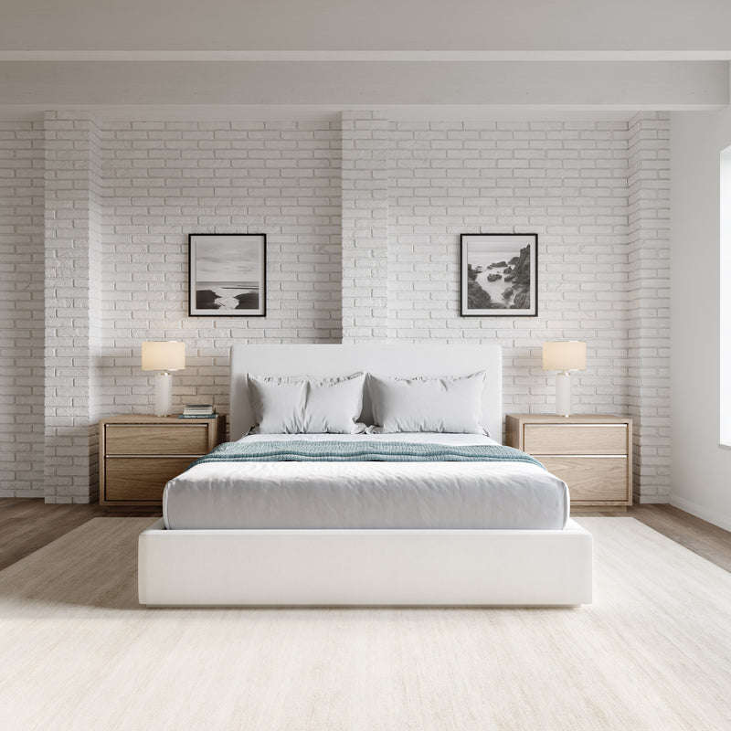 One California King-size Upholstered Footboard Storage Bed in Pearl (2026)