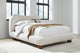 Afra King-size Chenille Upholstered Wood Leg Platform Bed in Chinchilla