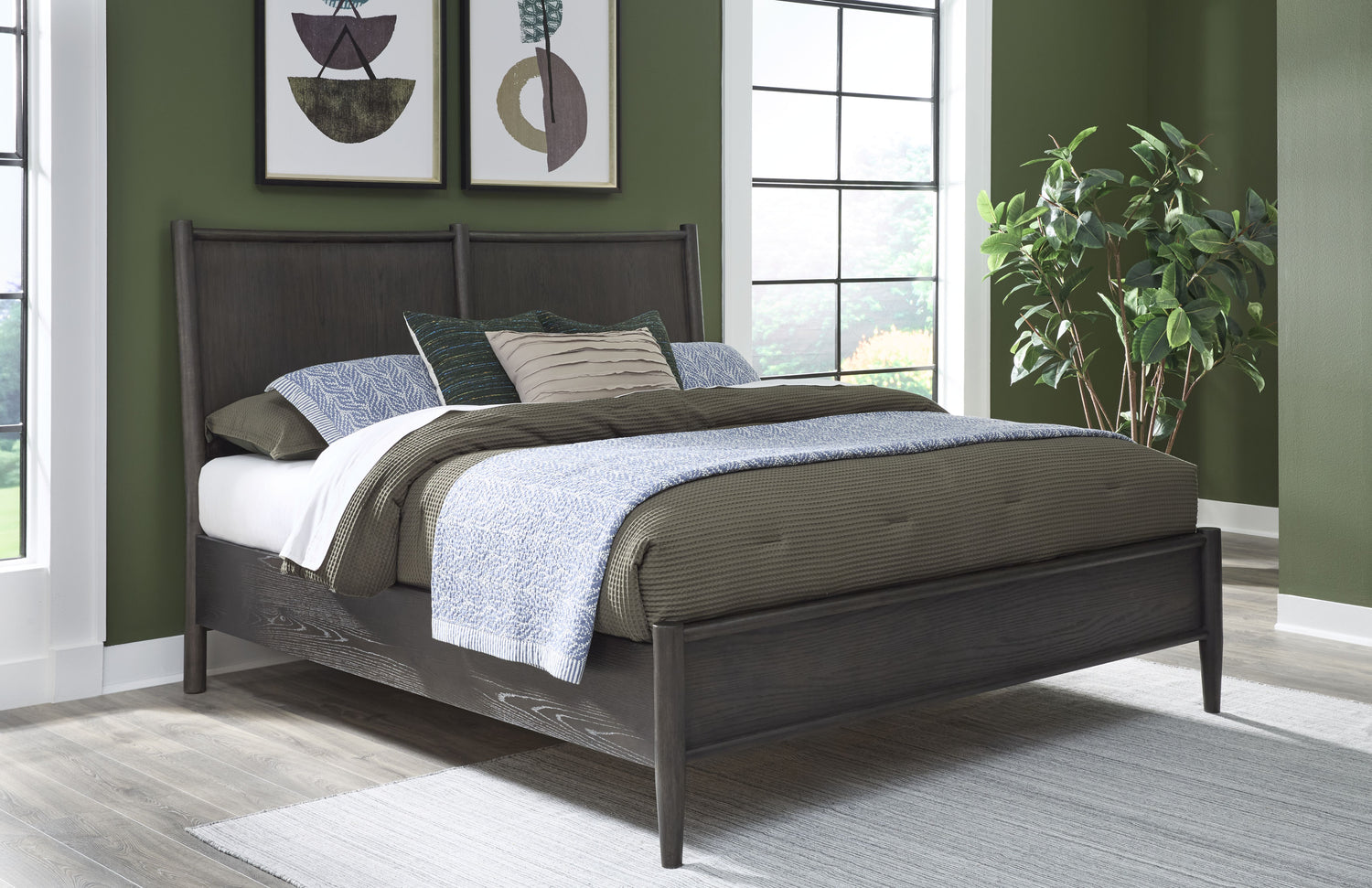 Rockport Oak Wood King-size Platform Bed in Yin