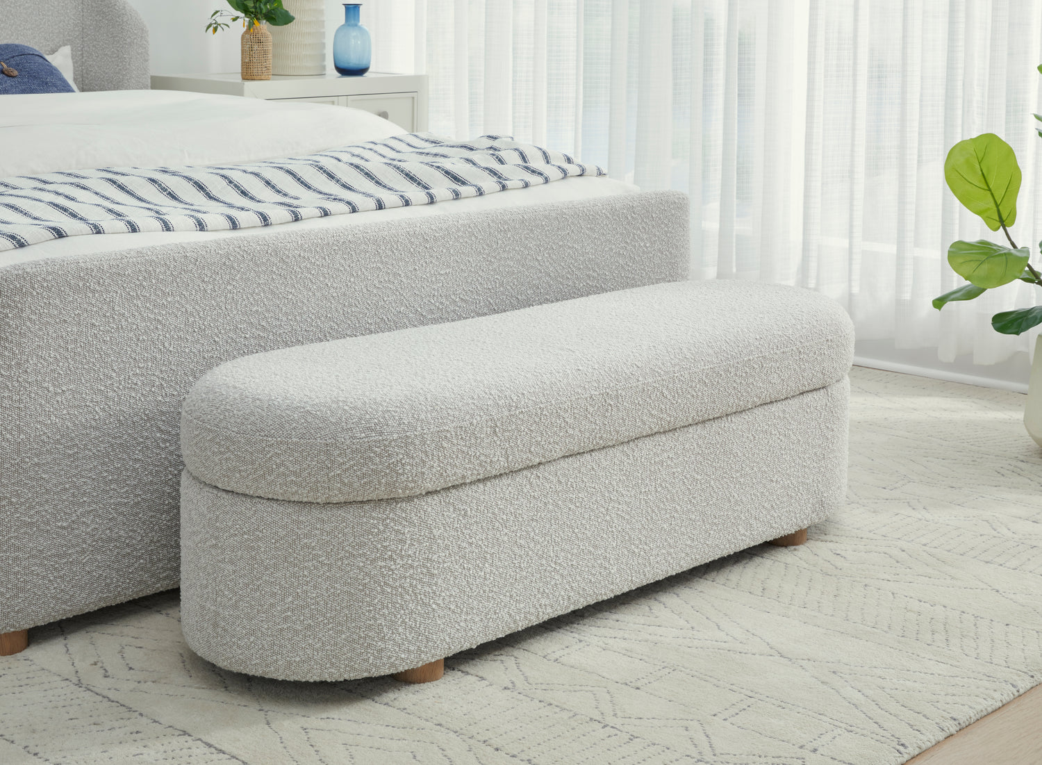 Kiki Upholstered Hinged Storage Bench in Cotton Ball Boucle (2026)
