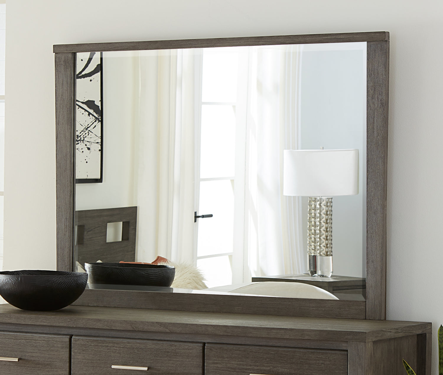 Nevis Dresser Mirror in Sharkskin